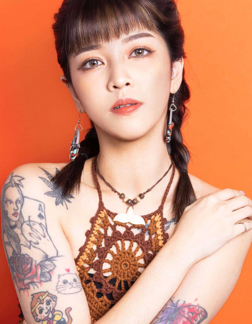 半身形象照